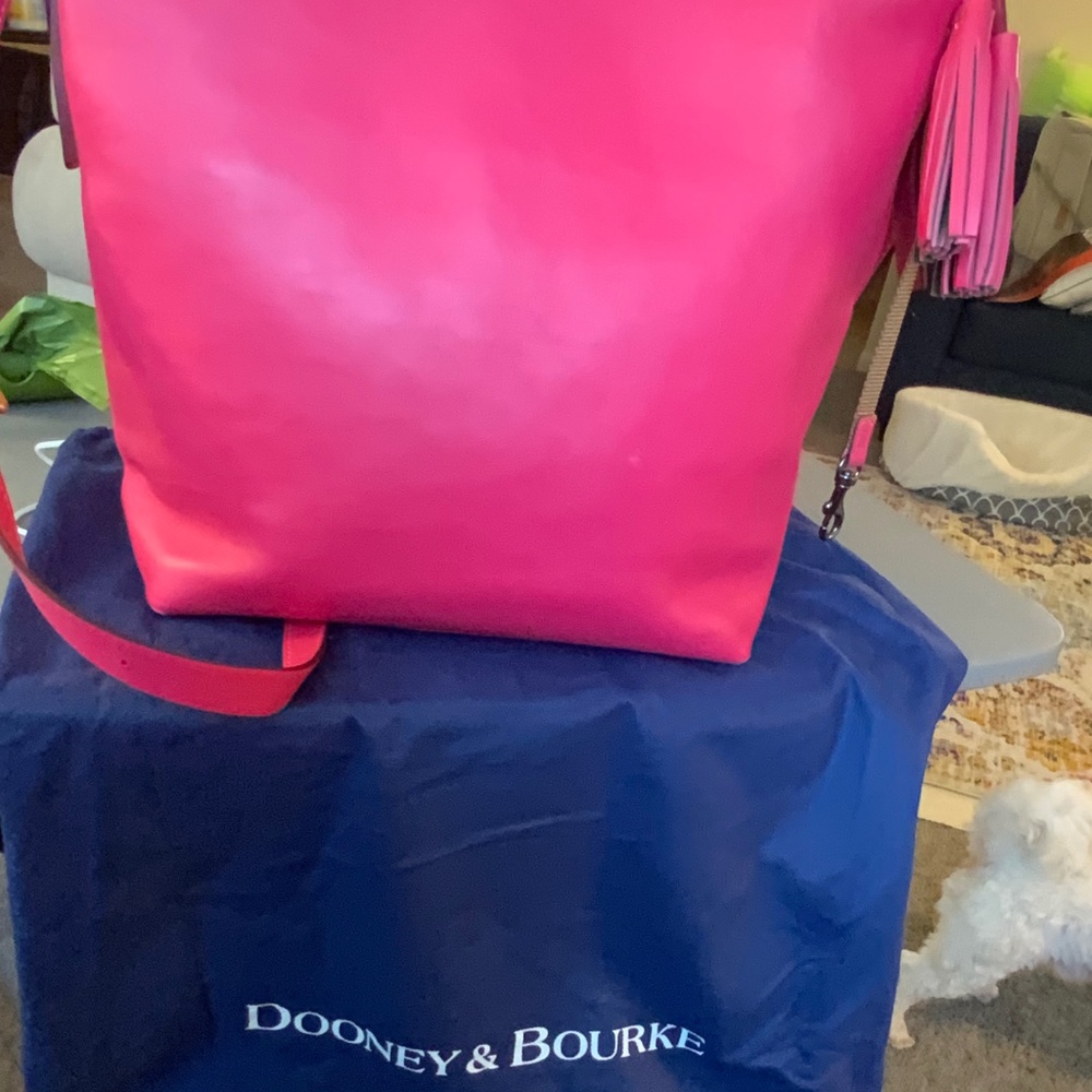 Happy Pink Dooney medium Purse